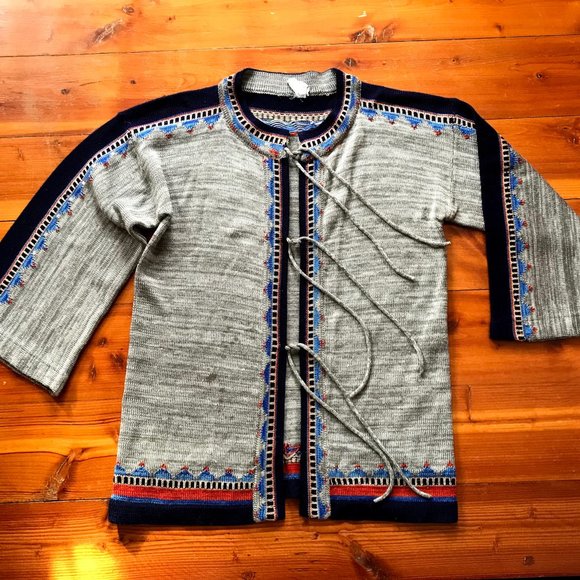 Sweaters - Vintage 70's Tie Front Cardigan